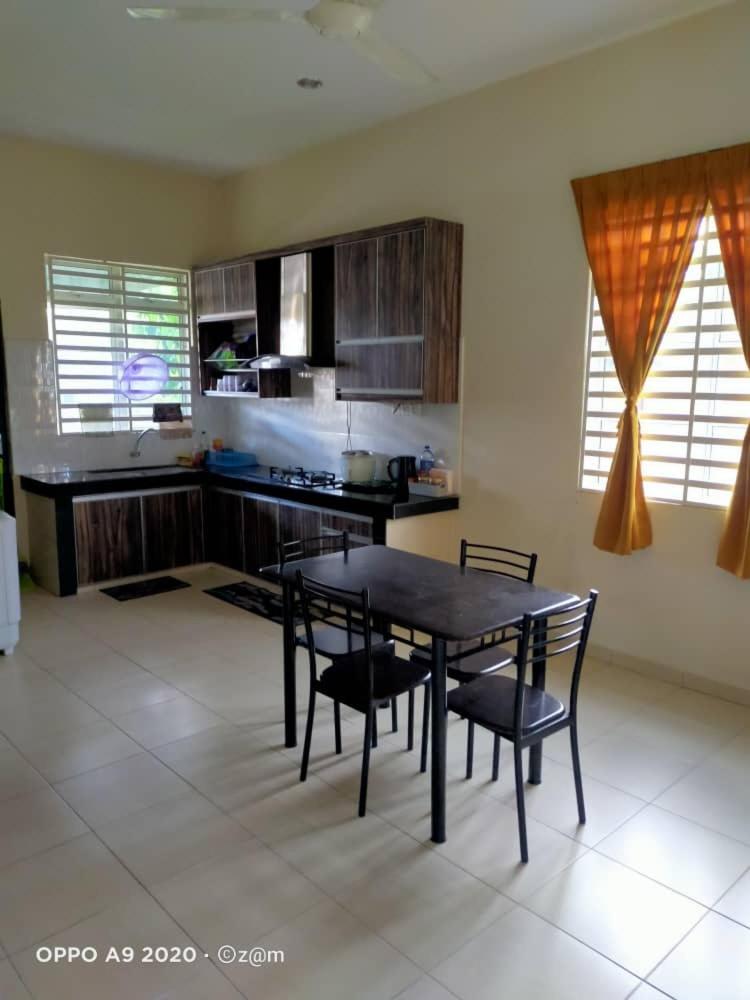 Homestay Haji Din Tronoh Perak photo 8