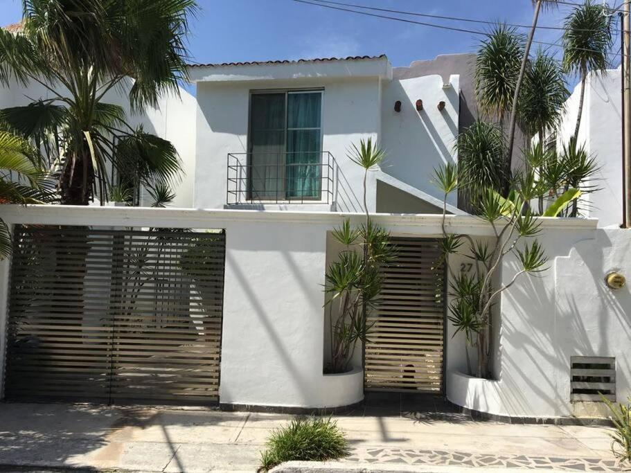 Beautiful Home by the Beach - 3Bedrooms, 2.5Baths