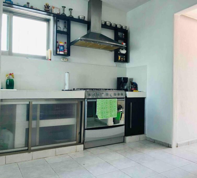 Beautiful Home by the Beach - 3Bedrooms, 2.5Baths