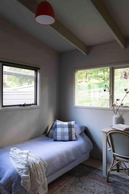 The Cloud House Hampton - Rustic Alpine Retreat