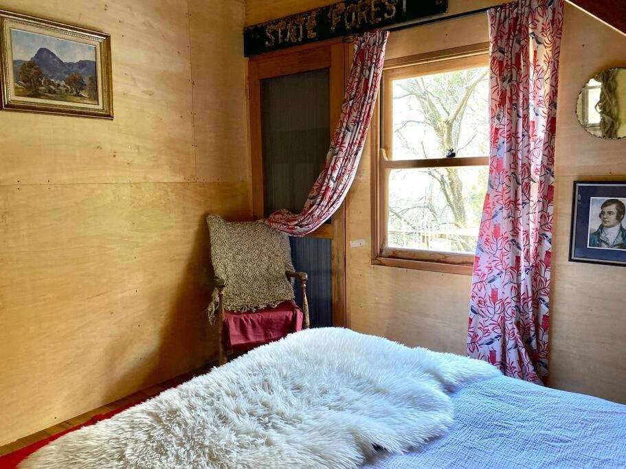 The Cloud House Hampton - Rustic Alpine Retreat