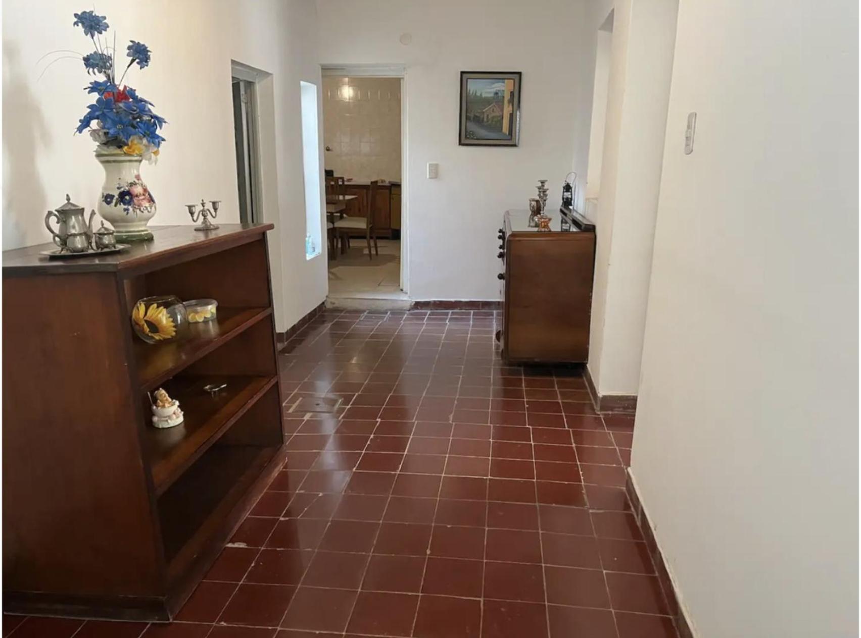 Amplia y Cómoda casa familiar, muy buena ubicación