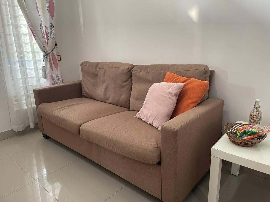 SYARIAH - Beautiful 3BR Home - 8 min from Centre by Sakura view 5