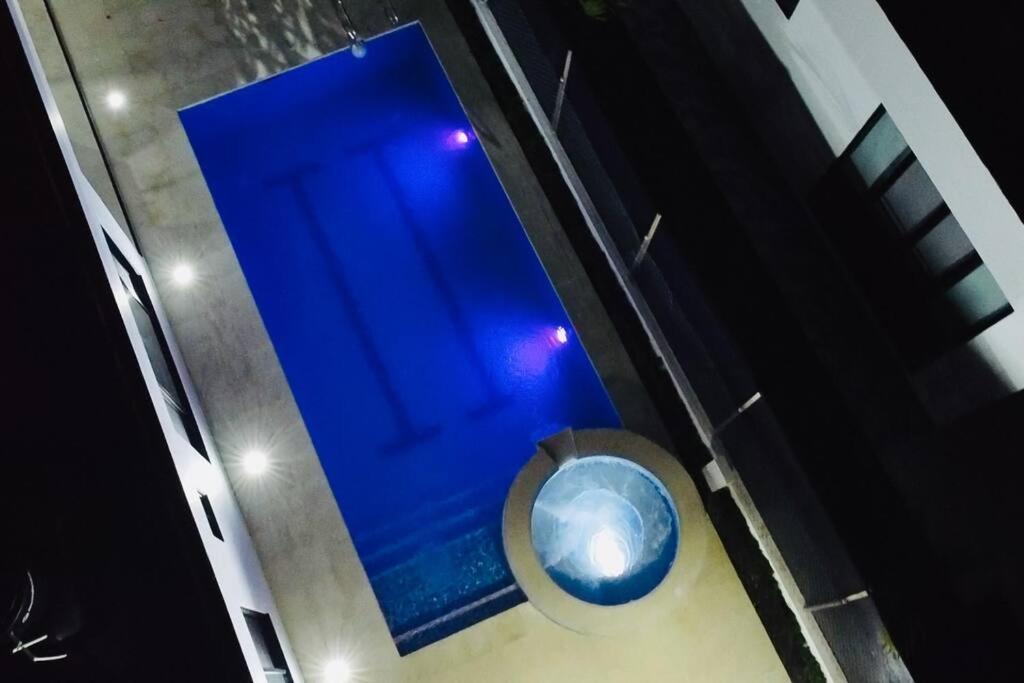Casa vacacional con piscina privada en Girardot - Casa Tierra Linda