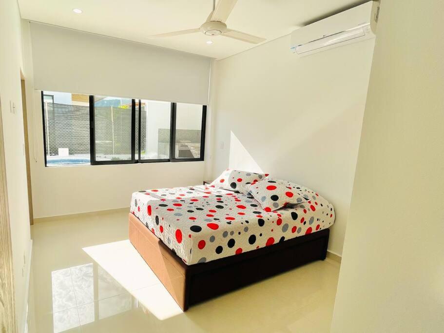 Casa vacacional con piscina privada en Girardot - Casa Tierra Linda