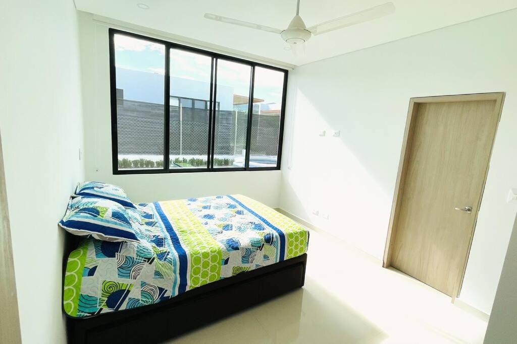 Casa vacacional con piscina privada en Girardot - Casa Tierra Linda