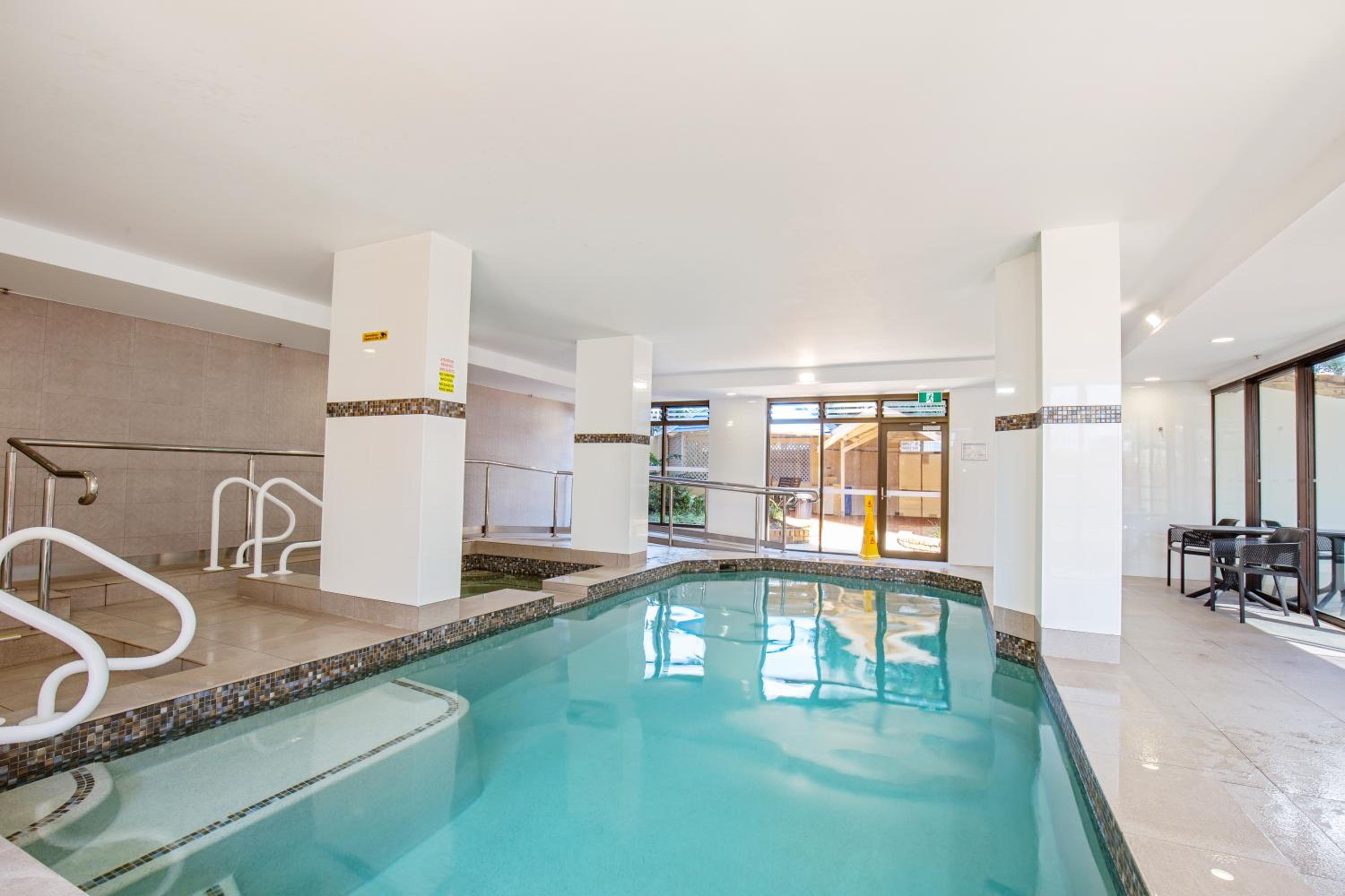 Beachfront & City View, Huge 2 Bedroom Apartment, Imperial Surf Resort