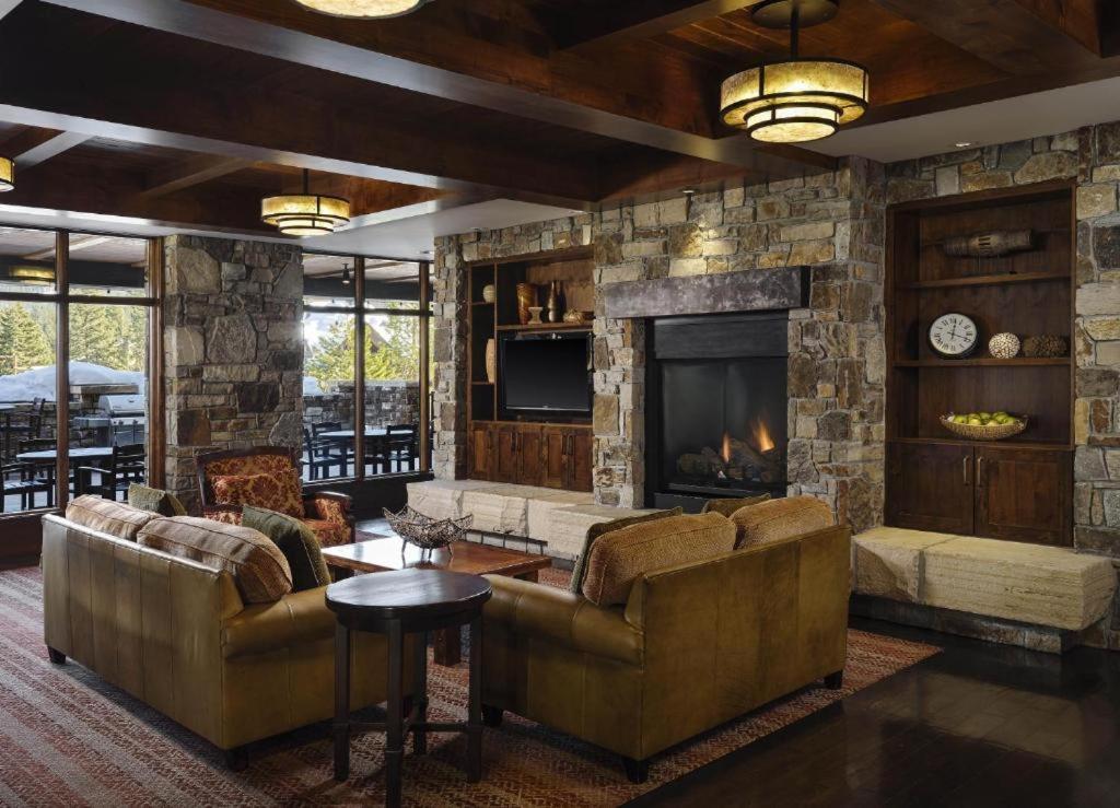 Lake Tahoe Vacations - Hyatt Vacation Club at Northstar Lodge - Property Image 8