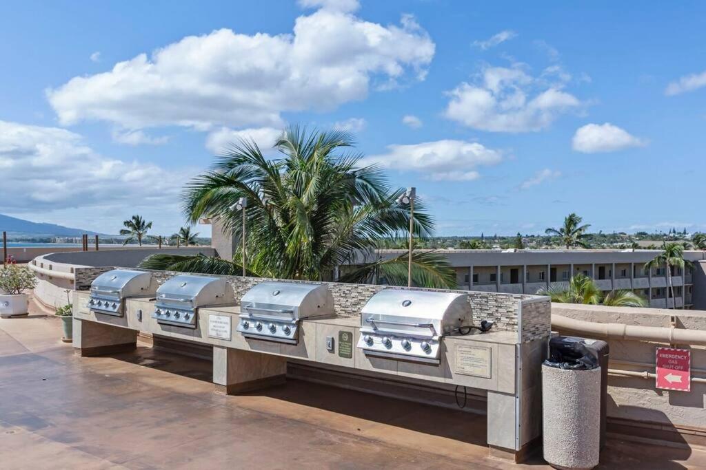 Menehune Shores 218- Updated Prime Oceanfront 3 bedroom at Menehune Shores view 4