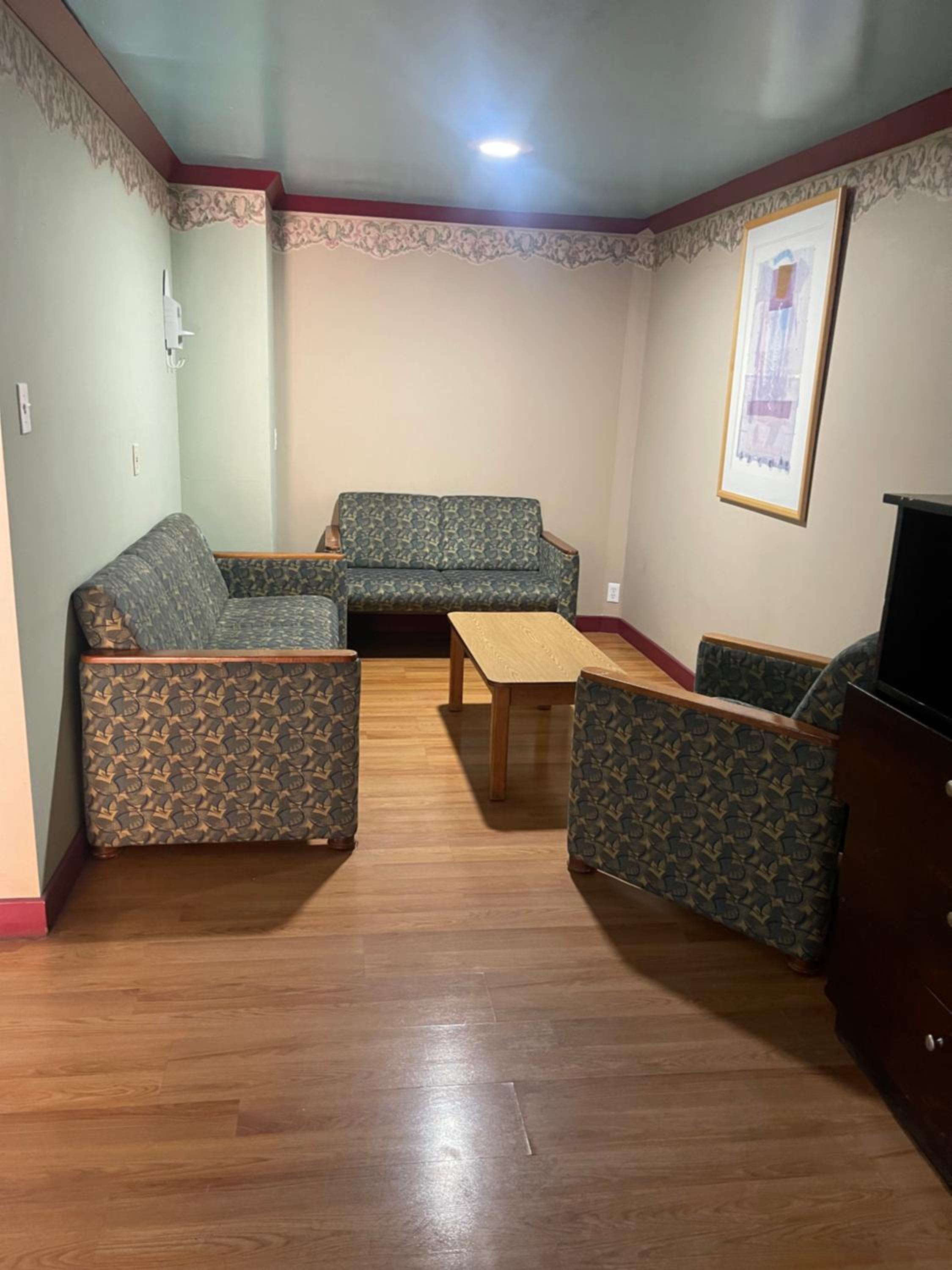 Provo Inn & Suites