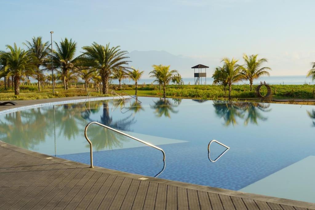Seacove Villa w/ Heated Jacuzzi in Laiya Batangas view 3