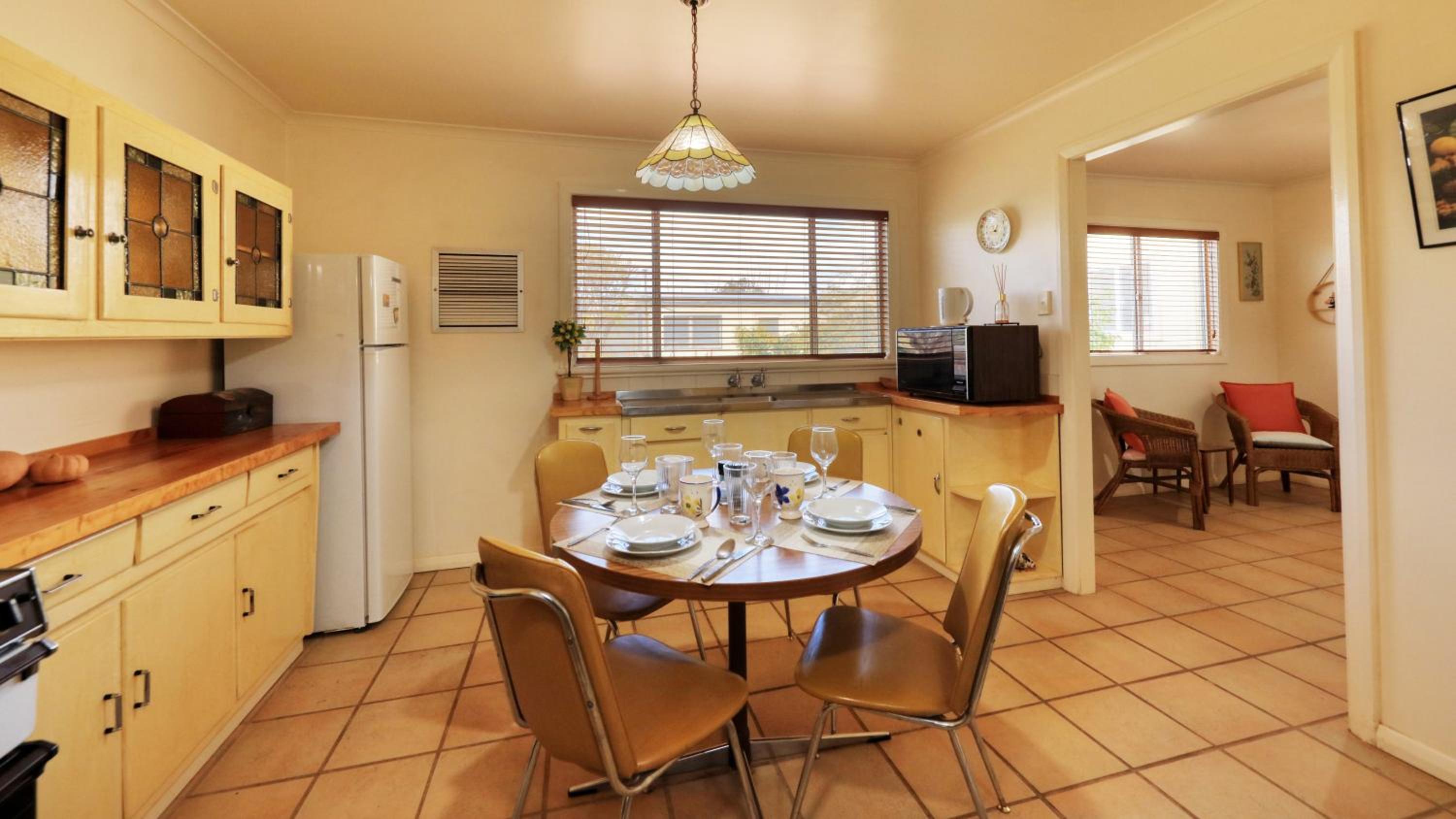 Charles Rasp Motor Inn & Cottages