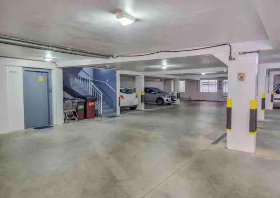 Apê 2 quartos à 20m da Rua Coberta de Gramado