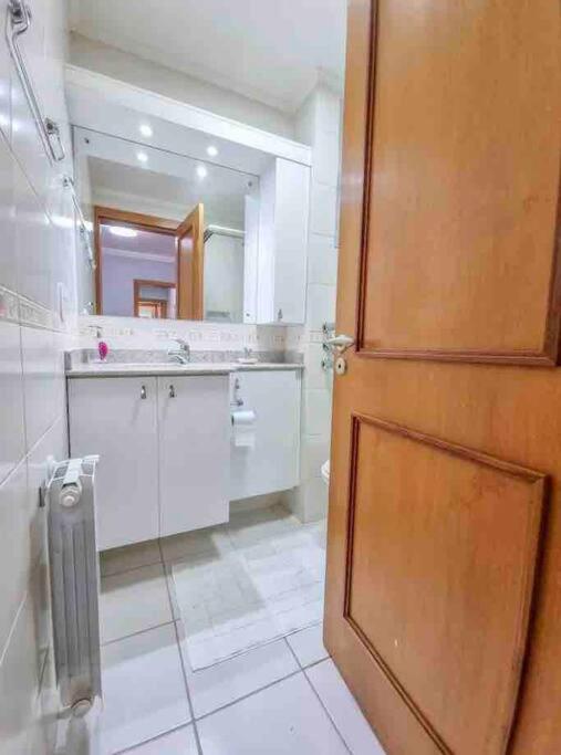 Apê 2 quartos à 20m da Rua Coberta de Gramado