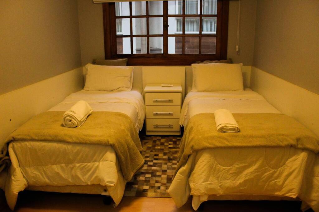 Apê 2 quartos à 20m da Rua Coberta de Gramado