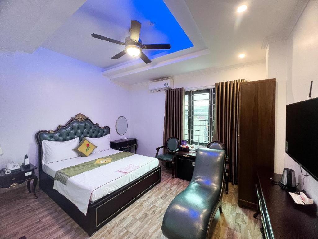 Hoàng gia Hotel - Đông Trù HN - by BAY LUXURY