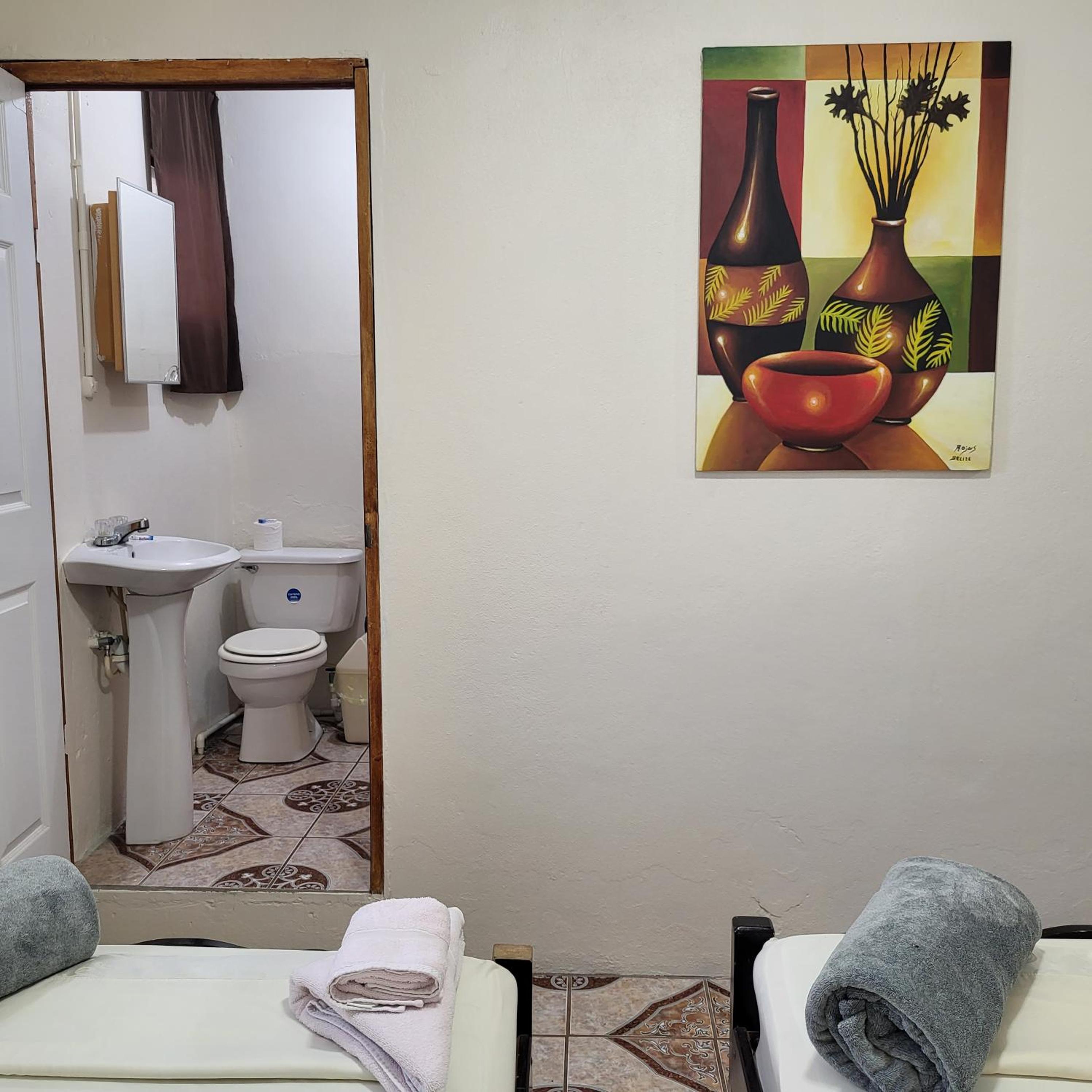 Hacienda Tropical Guest House