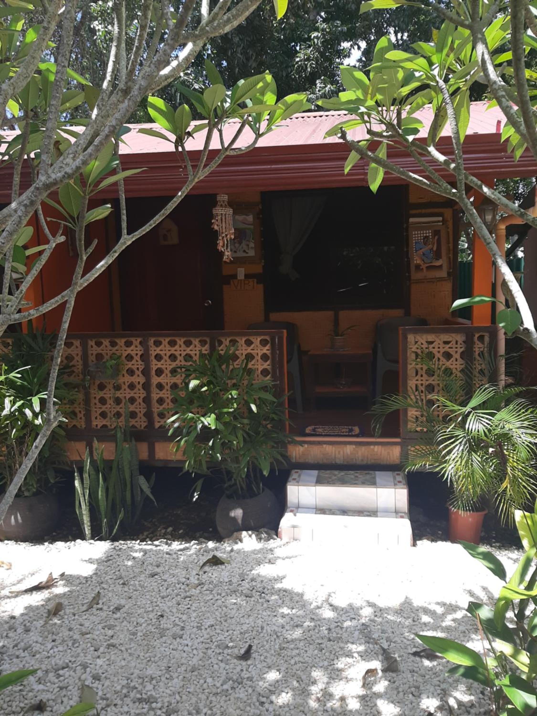 ADRIANA's PLACE TROPICAL GUESTHOUSE