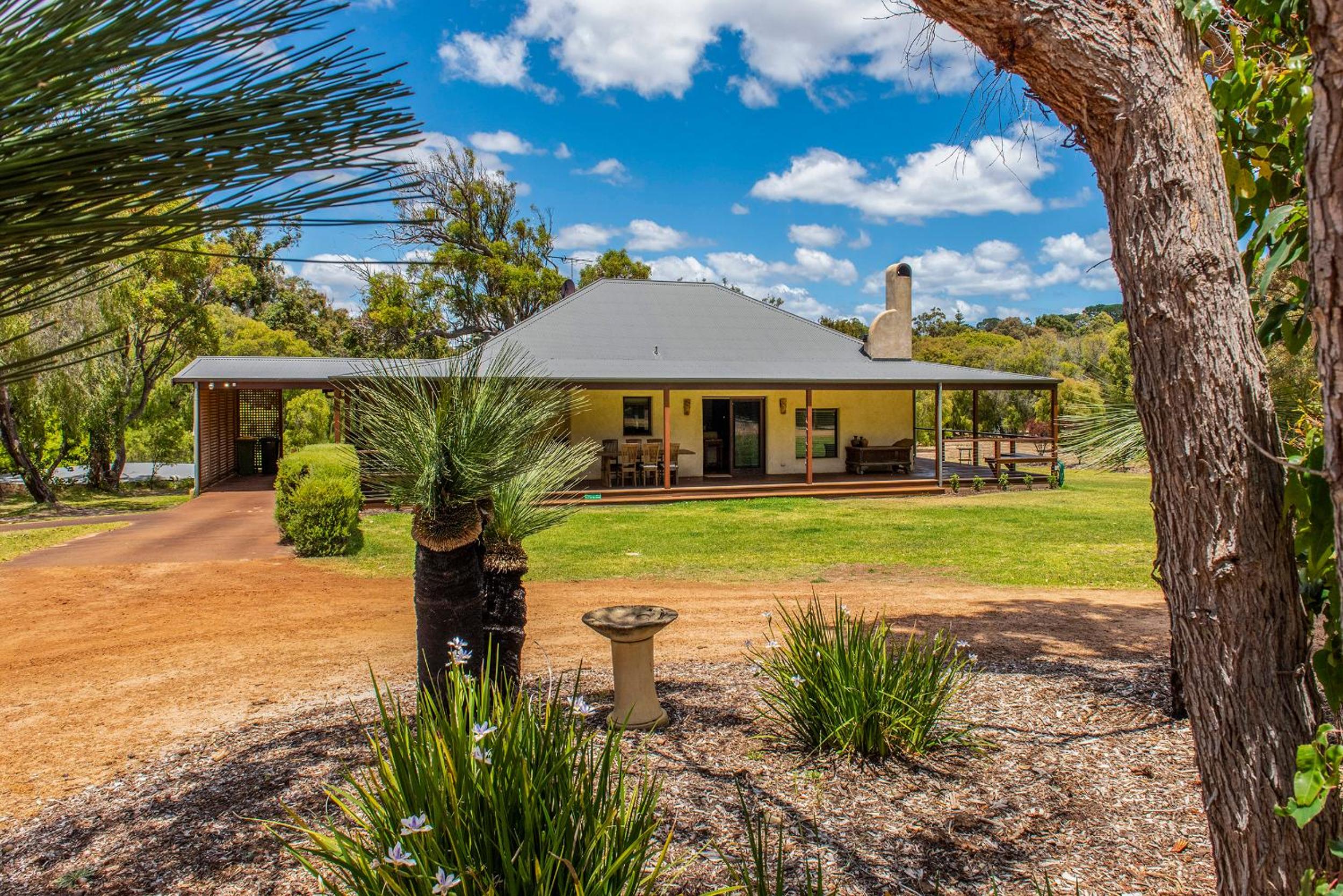 Solitaire Homestead
