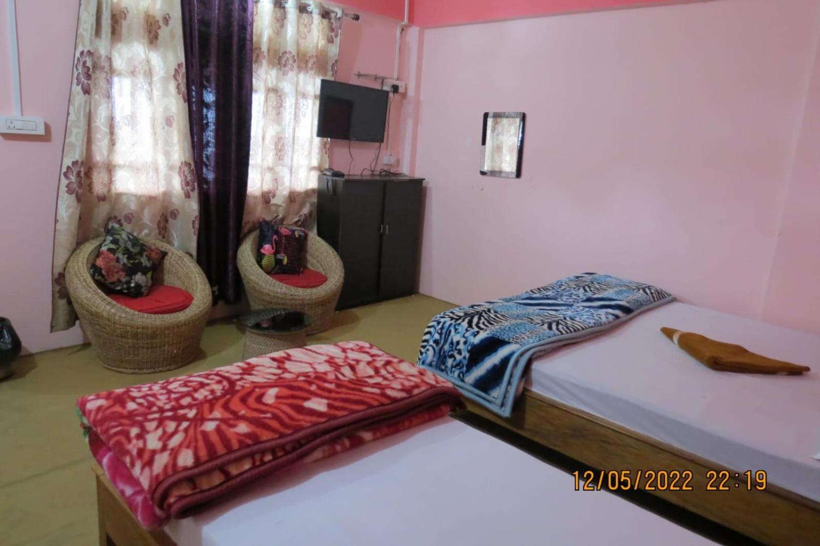 Photo 8