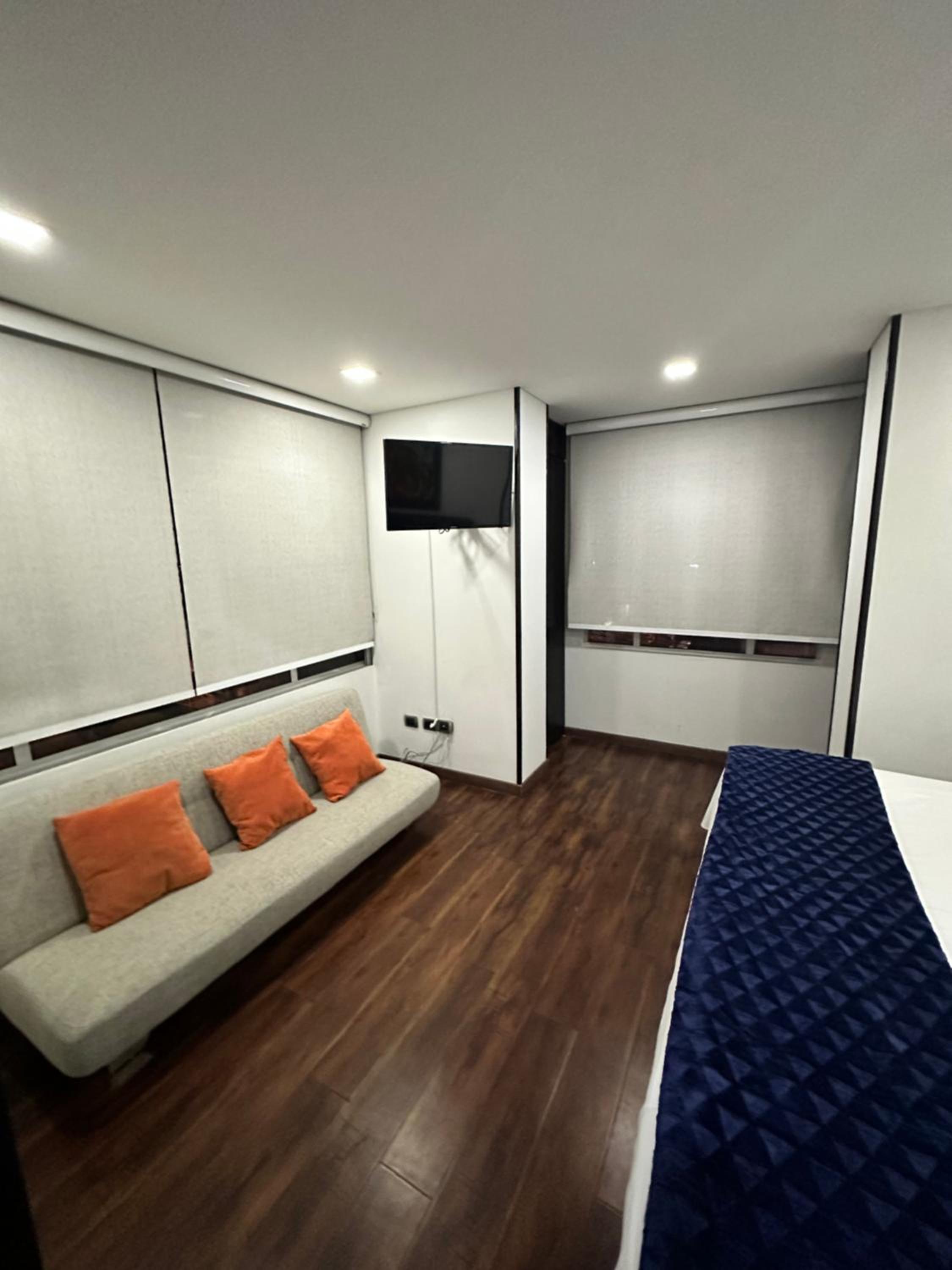 apt duplex embajada americana corferias agora g12