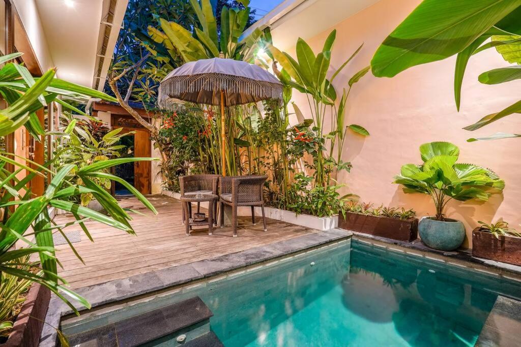 Frangipani Villa Kuning at Berawa photo 5
