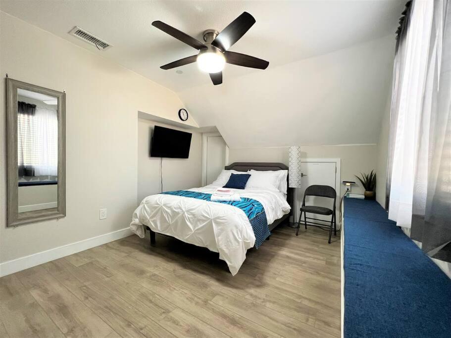 LA Home - FIFA Soccer, NBA Games, Universal Studios