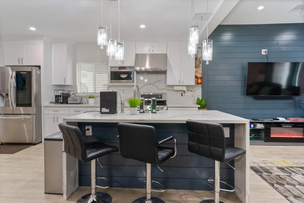 LA Home - FIFA Soccer, NBA Games, Universal Studios