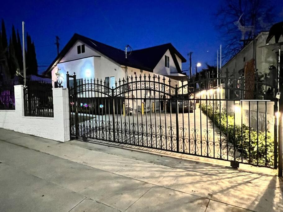 LA Home - FIFA Soccer, NBA Games, Universal Studios