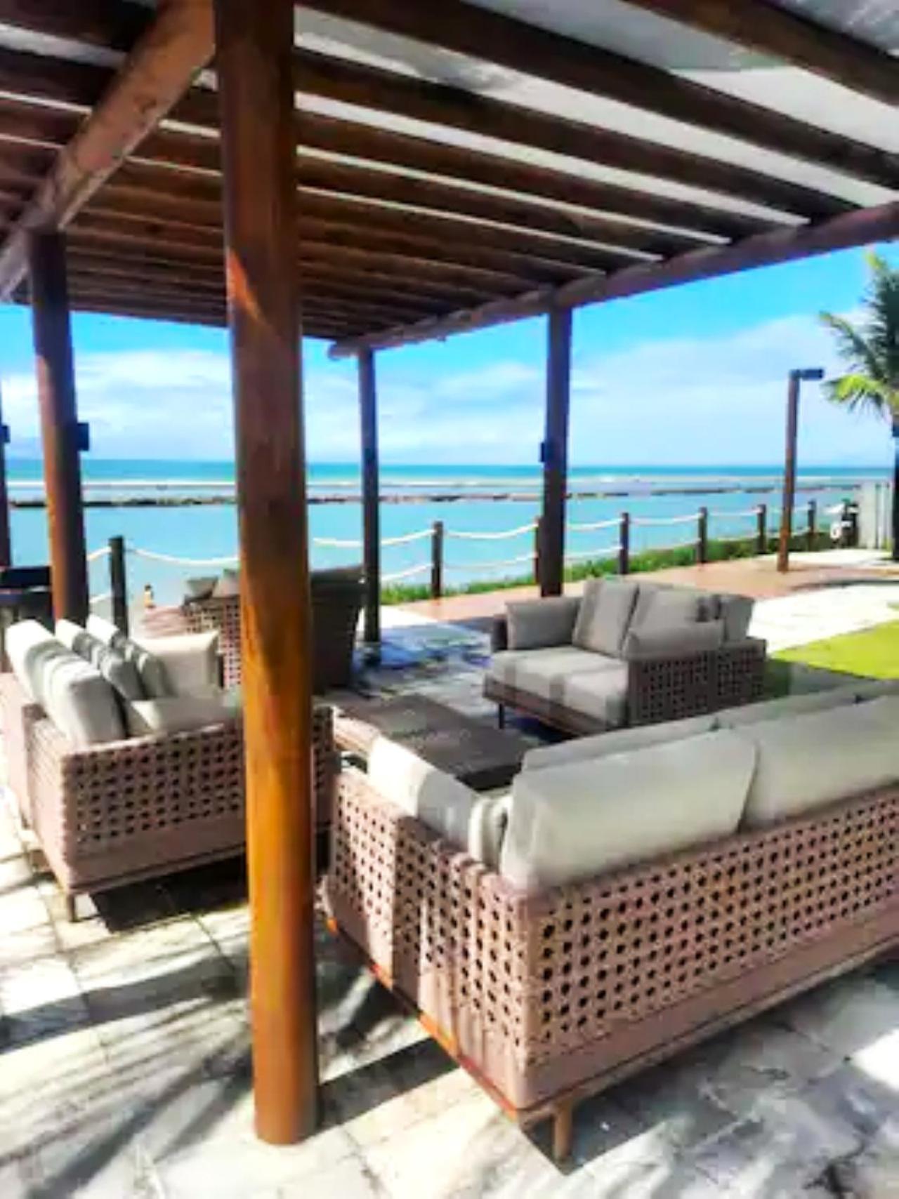 Casa à beira-mar 23 - Pé na Areia, Tipo Bangalô, Piscina Privativa, Muro Alto, Porto de Galinhas, PE