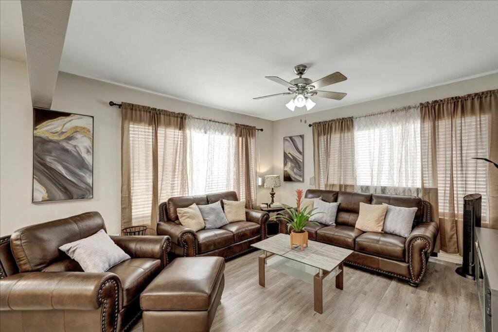 Family/Pet friendly home-Redlands-CA view 4
