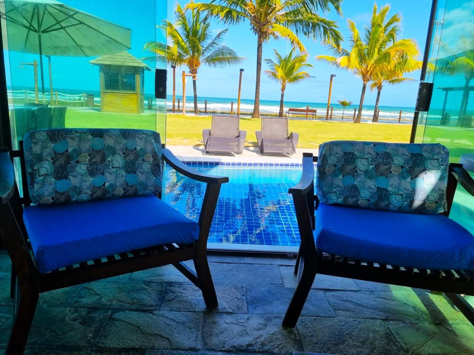 Casa à beira-mar 23 - Pé na Areia, Tipo Bangalô, Piscina Privativa, Muro Alto, Porto de Galinhas, PE