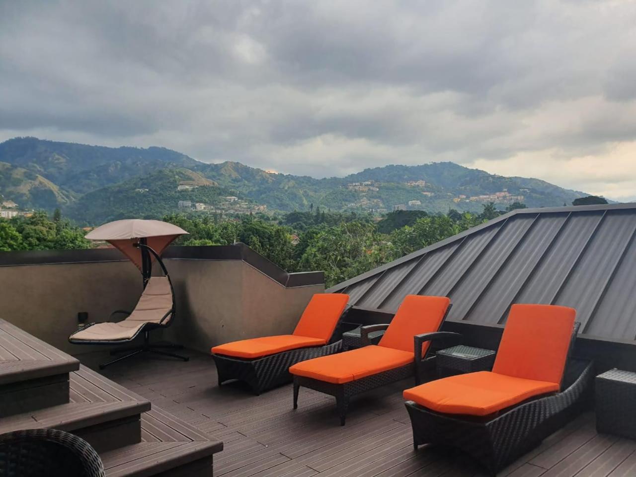 lovely gated 3 BEDROOM view 3
