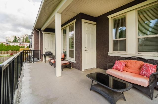 Vancouver Metrotown Guest House 8 mins walk to Sky Train