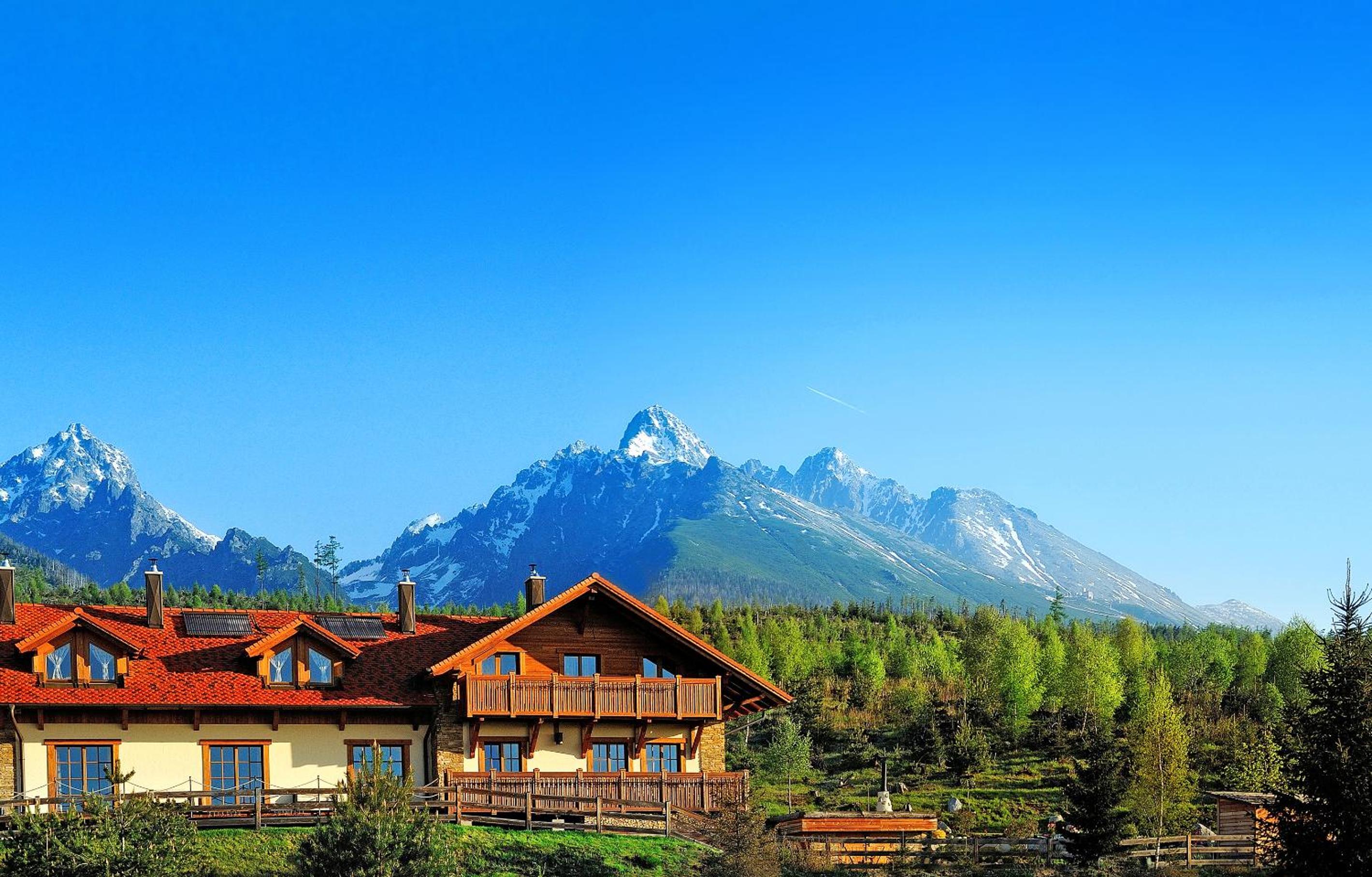 Panoramic Mountain Residence