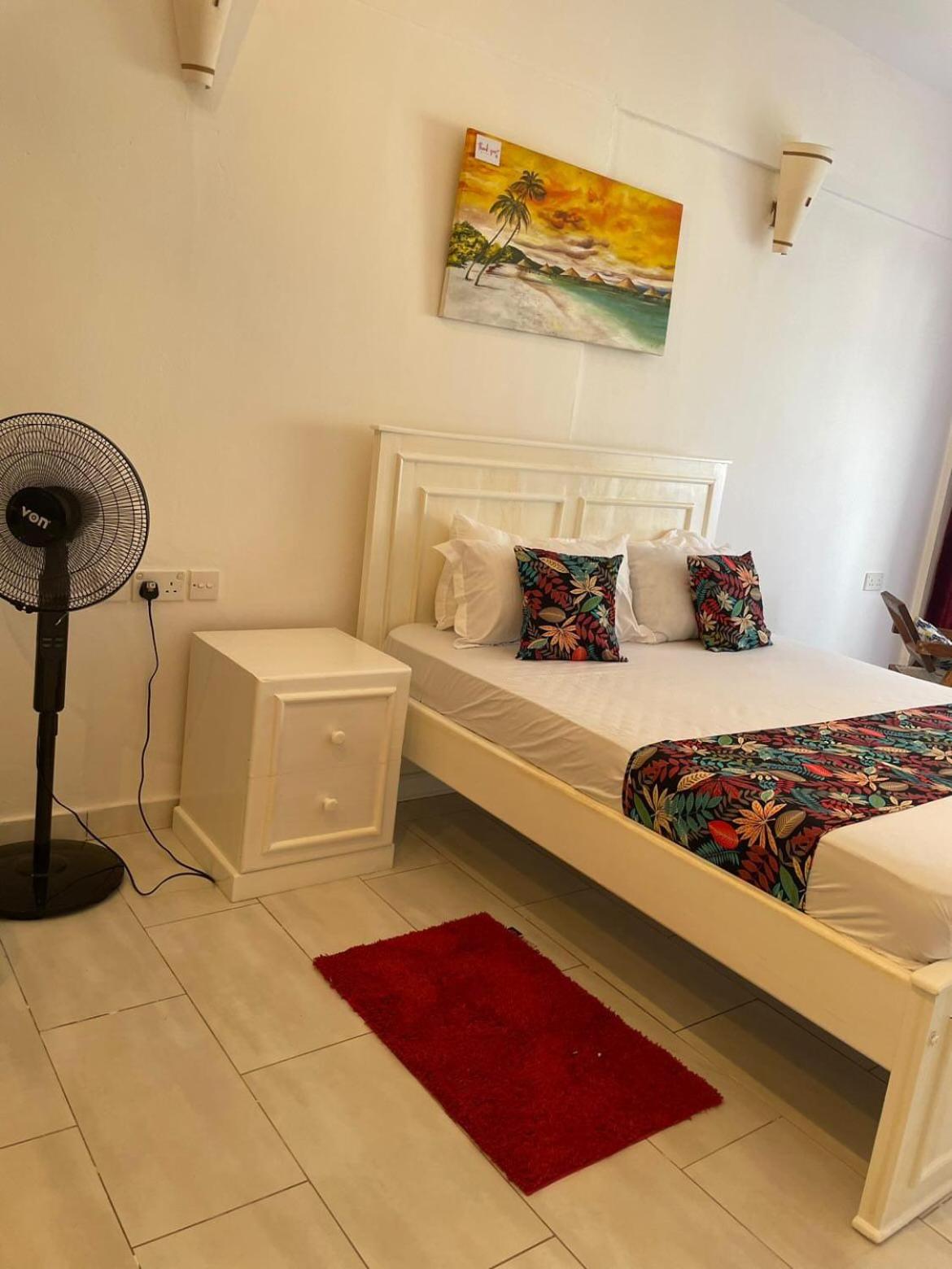 Slique Apartment