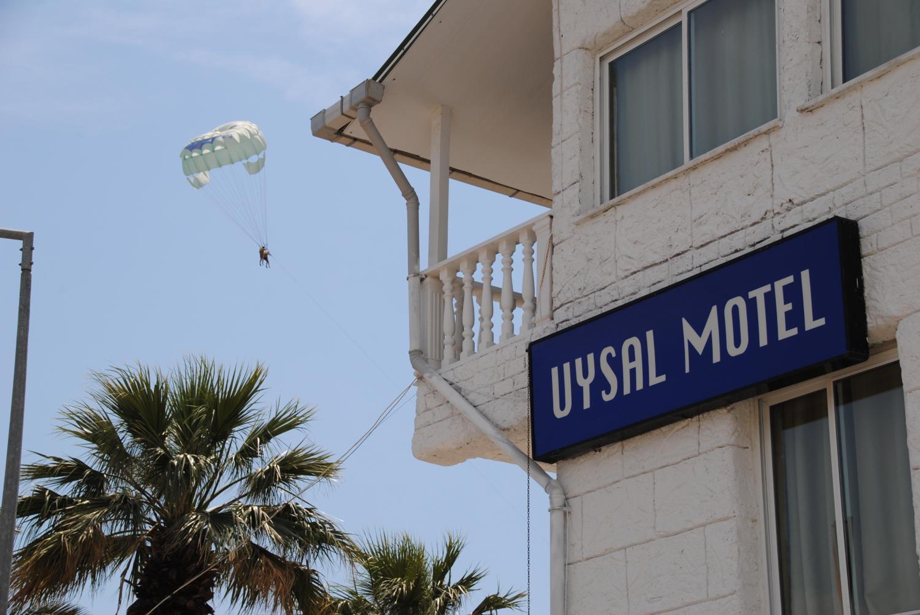 Uysal Motel Beach