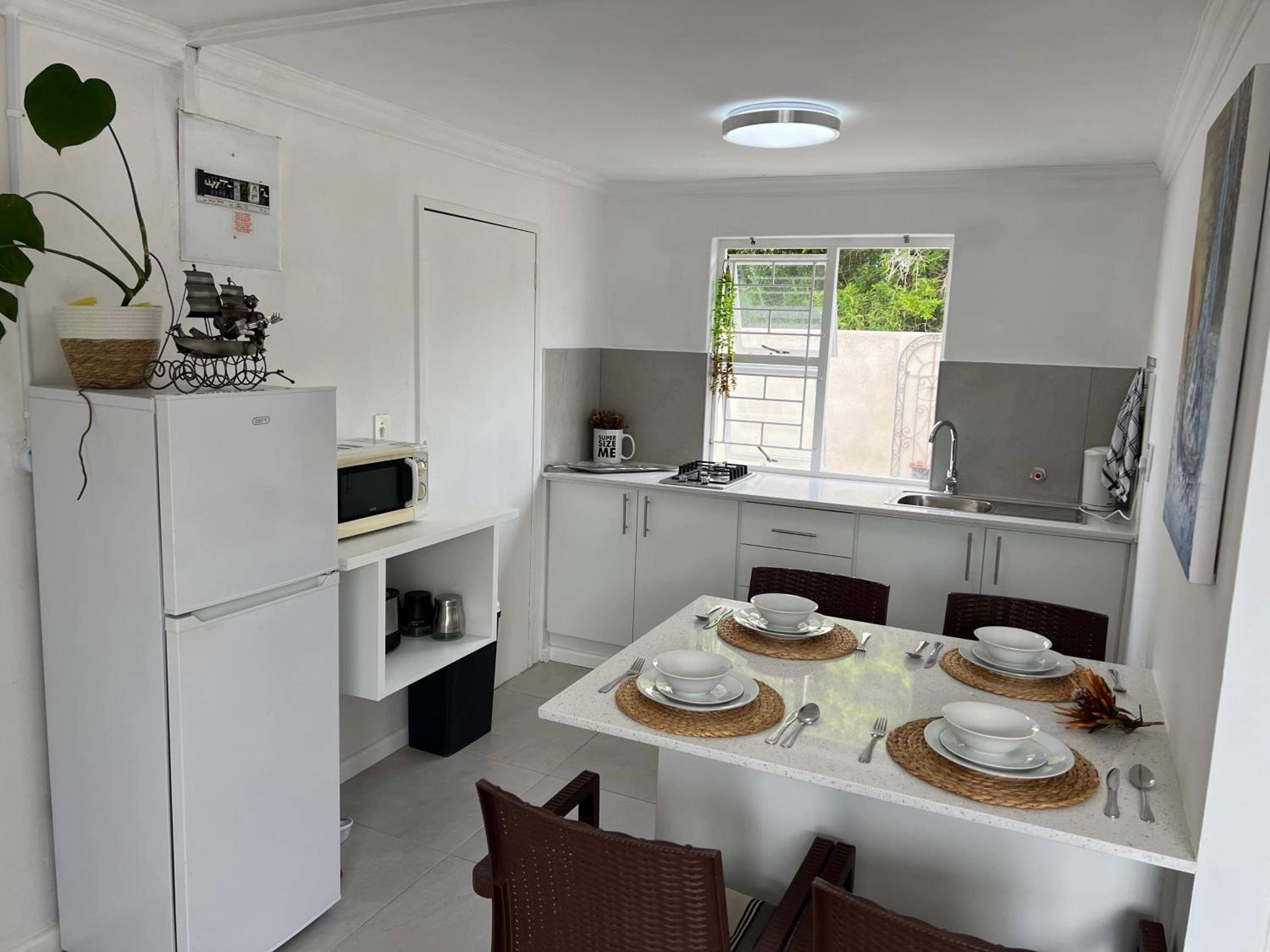 Coastal House - 2BR and Self catering view 4