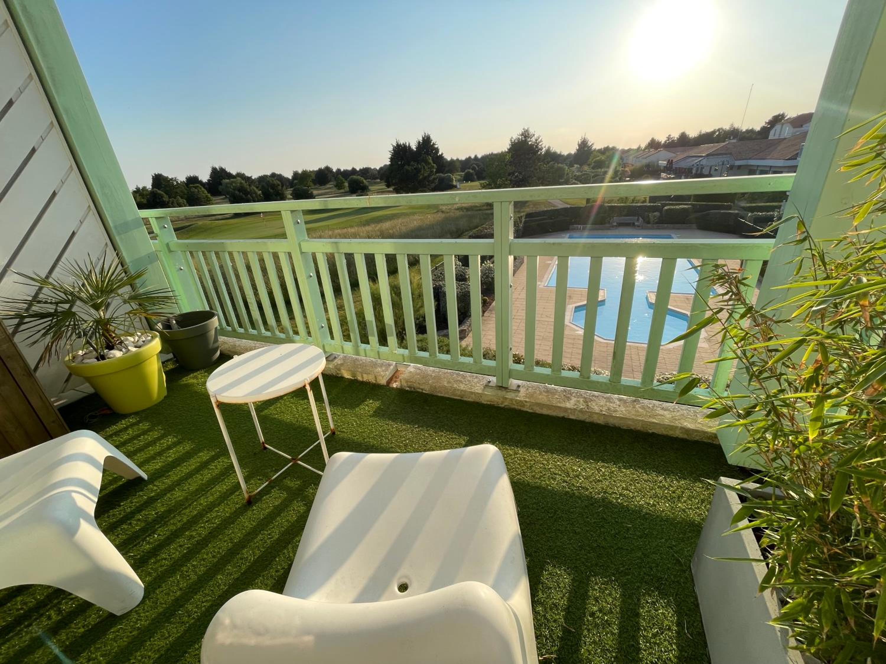 Unappartalamer Vue Golf de Pornic et piscine