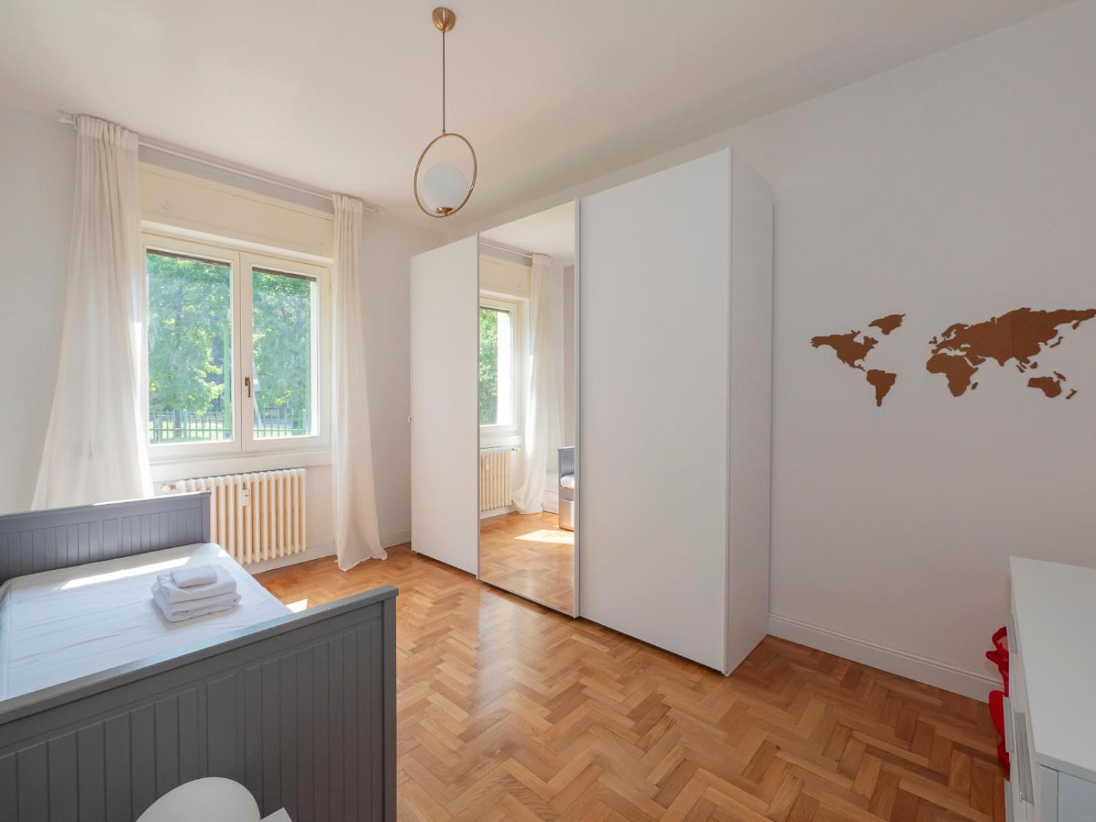 Big apartment close to Bocconi / Humanitas / IEO