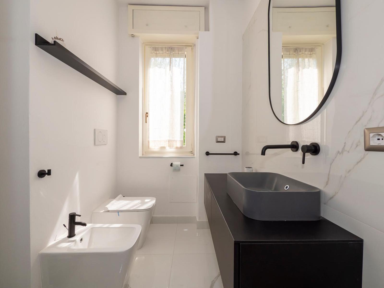 Big apartment close to Bocconi / Humanitas / IEO