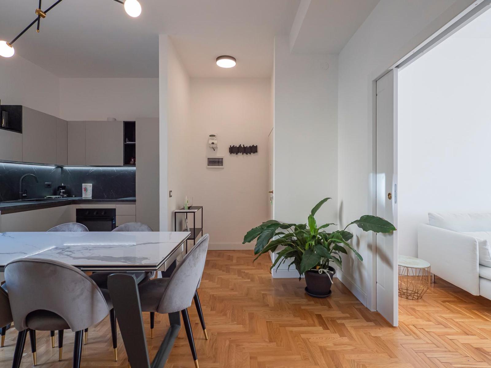 Big apartment close to Bocconi / Humanitas / IEO