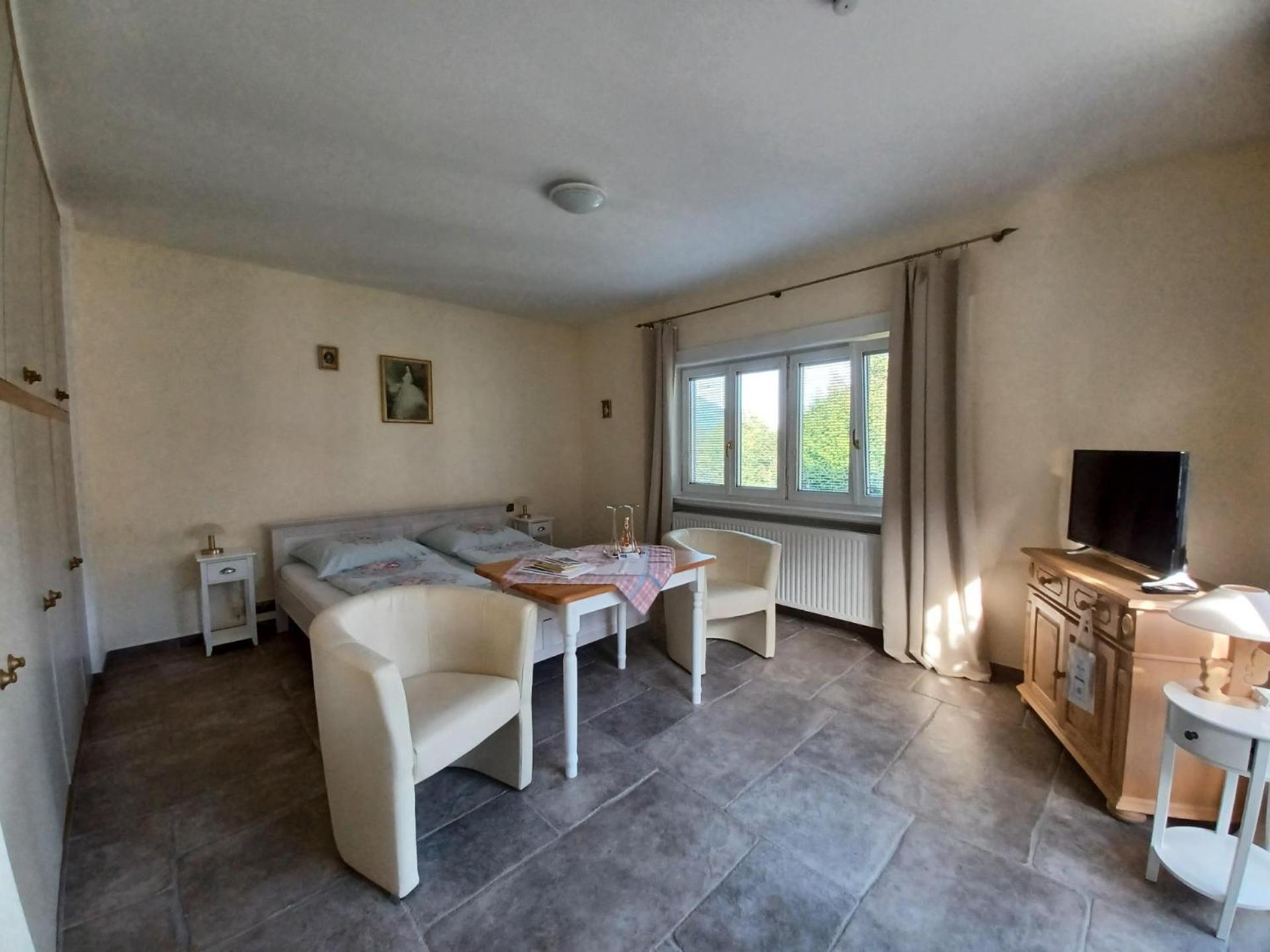 Villa Romy mit 3 Gästezimmer