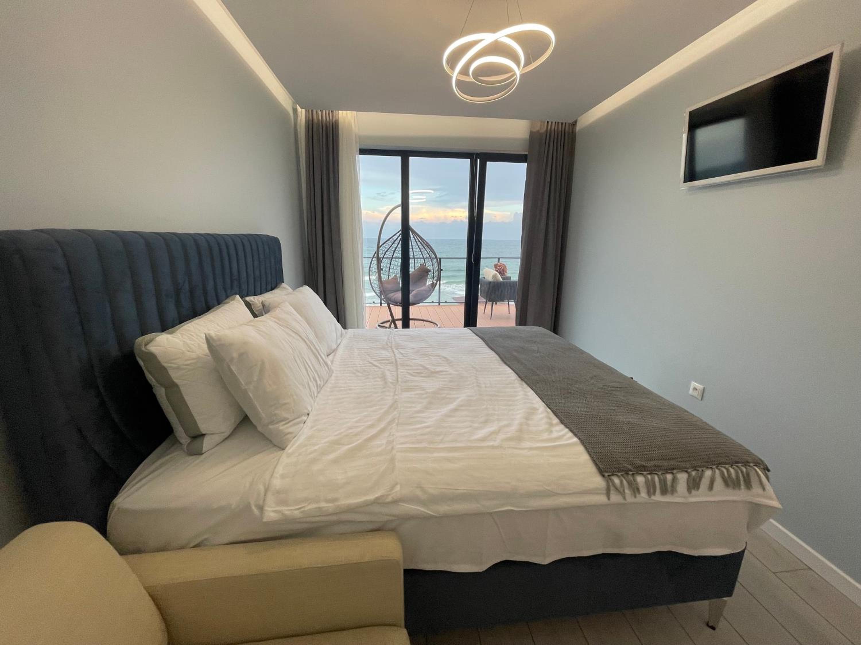 Royal View