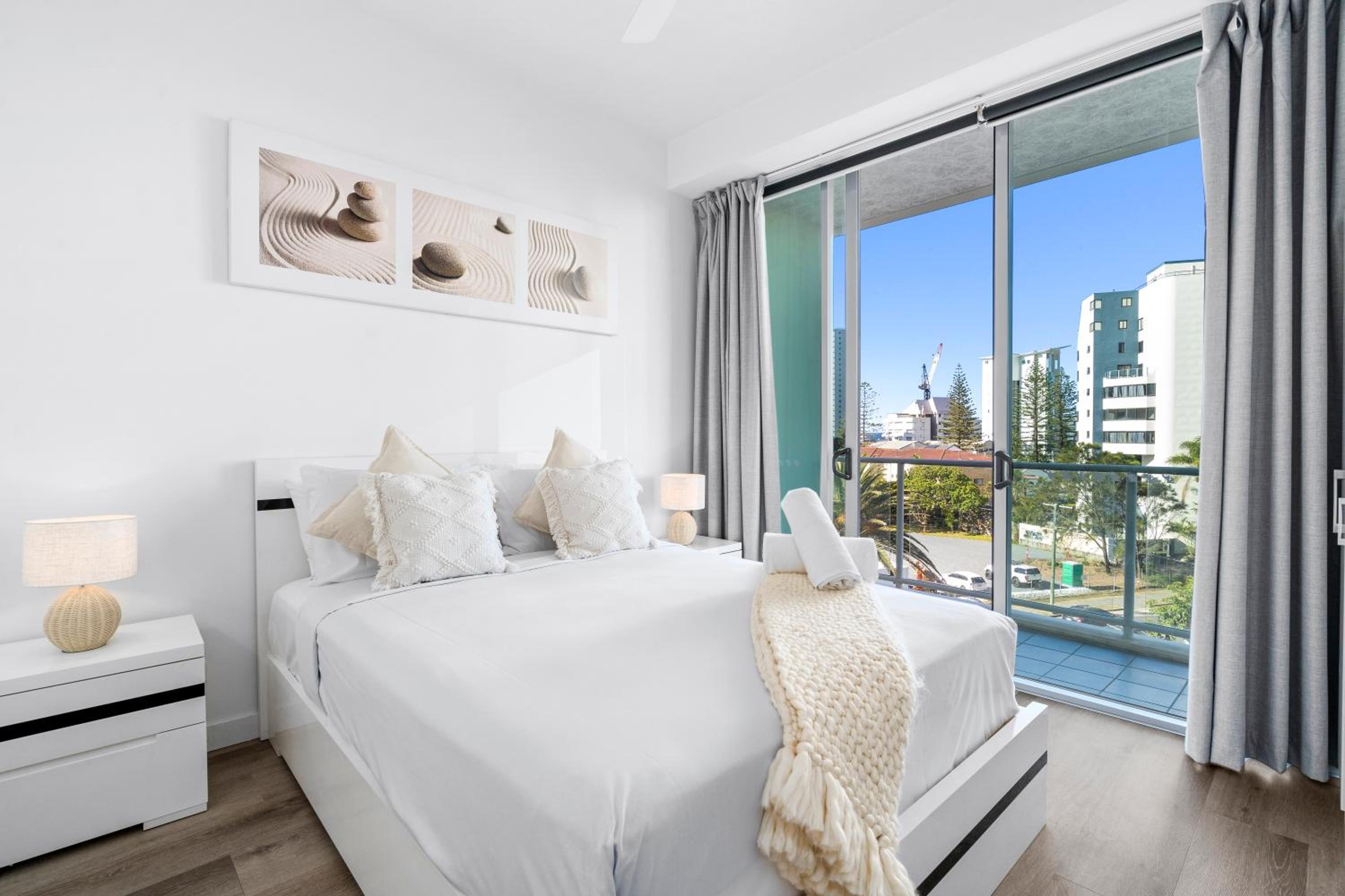 Wings Apartments - Q Stay