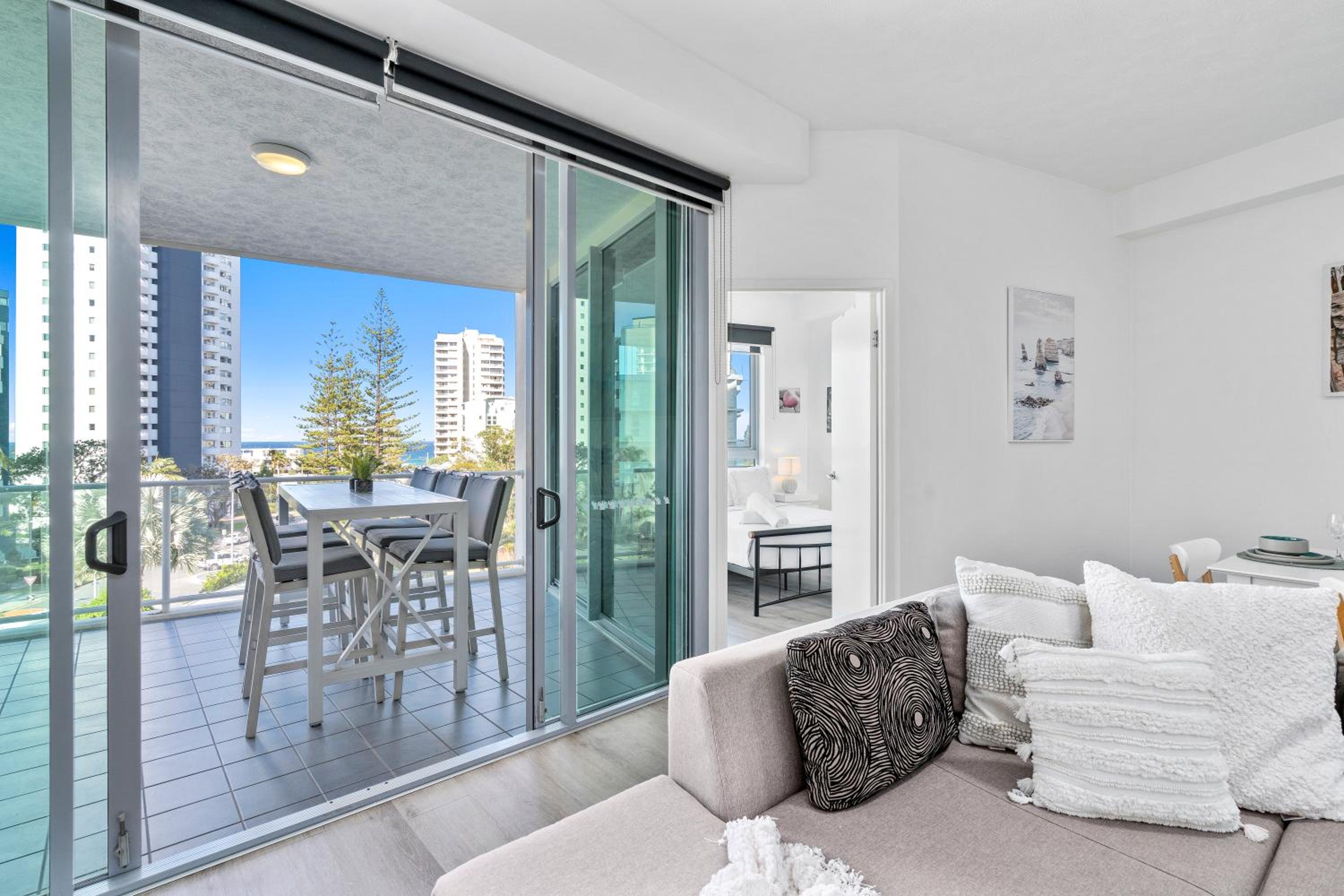 Wings Apartments - Q Stay
