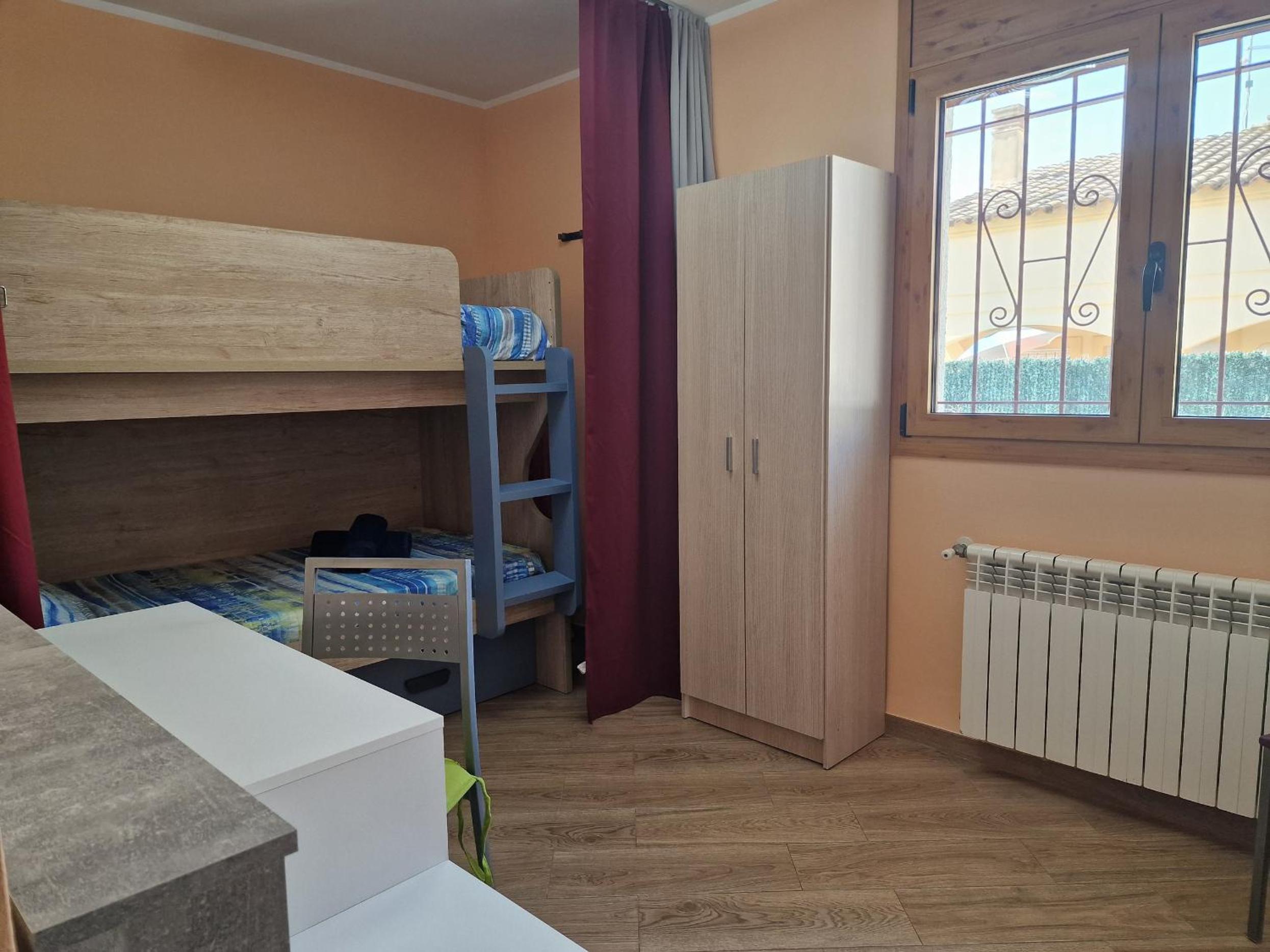 Photo 33