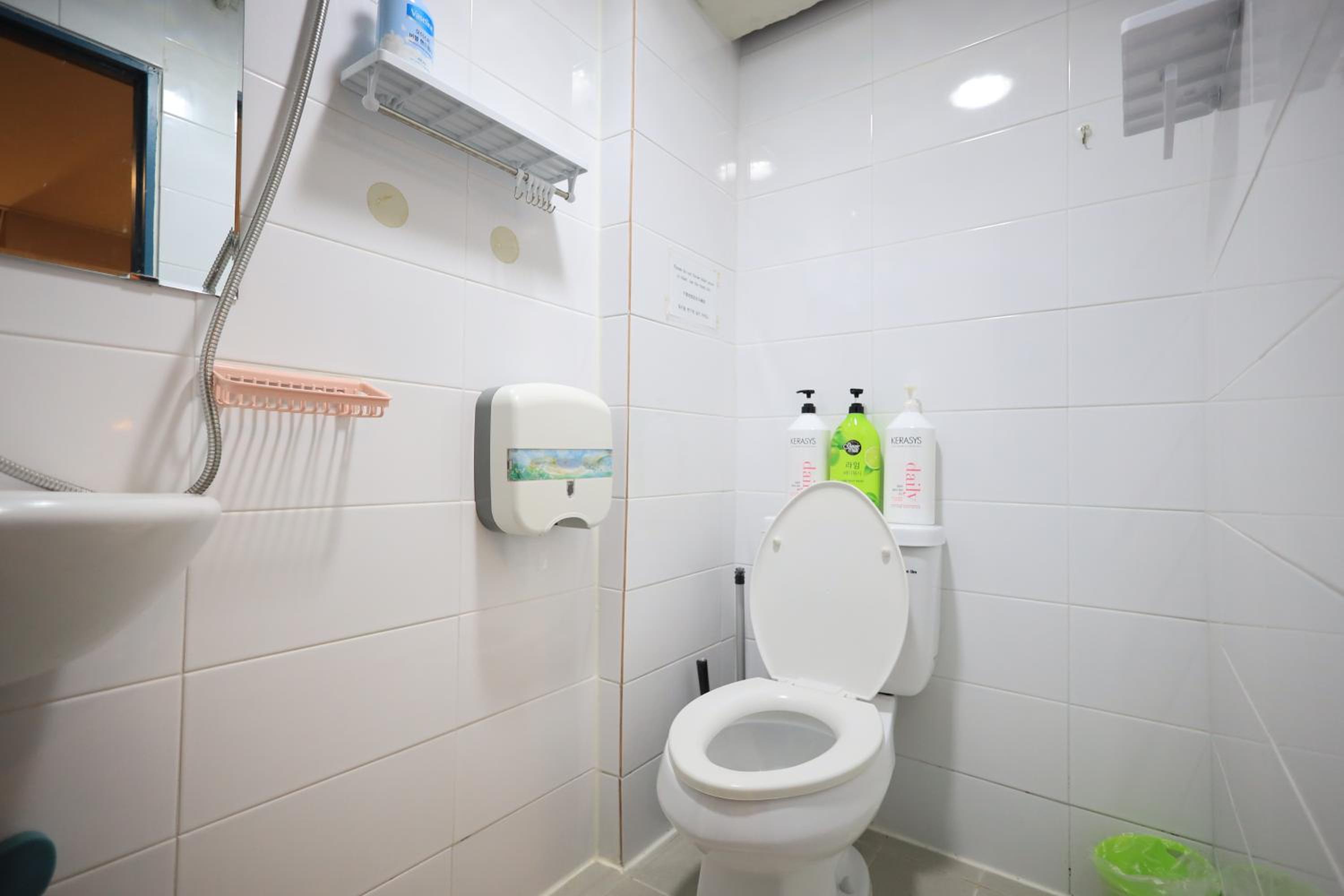 SISnBRO Guesthouse