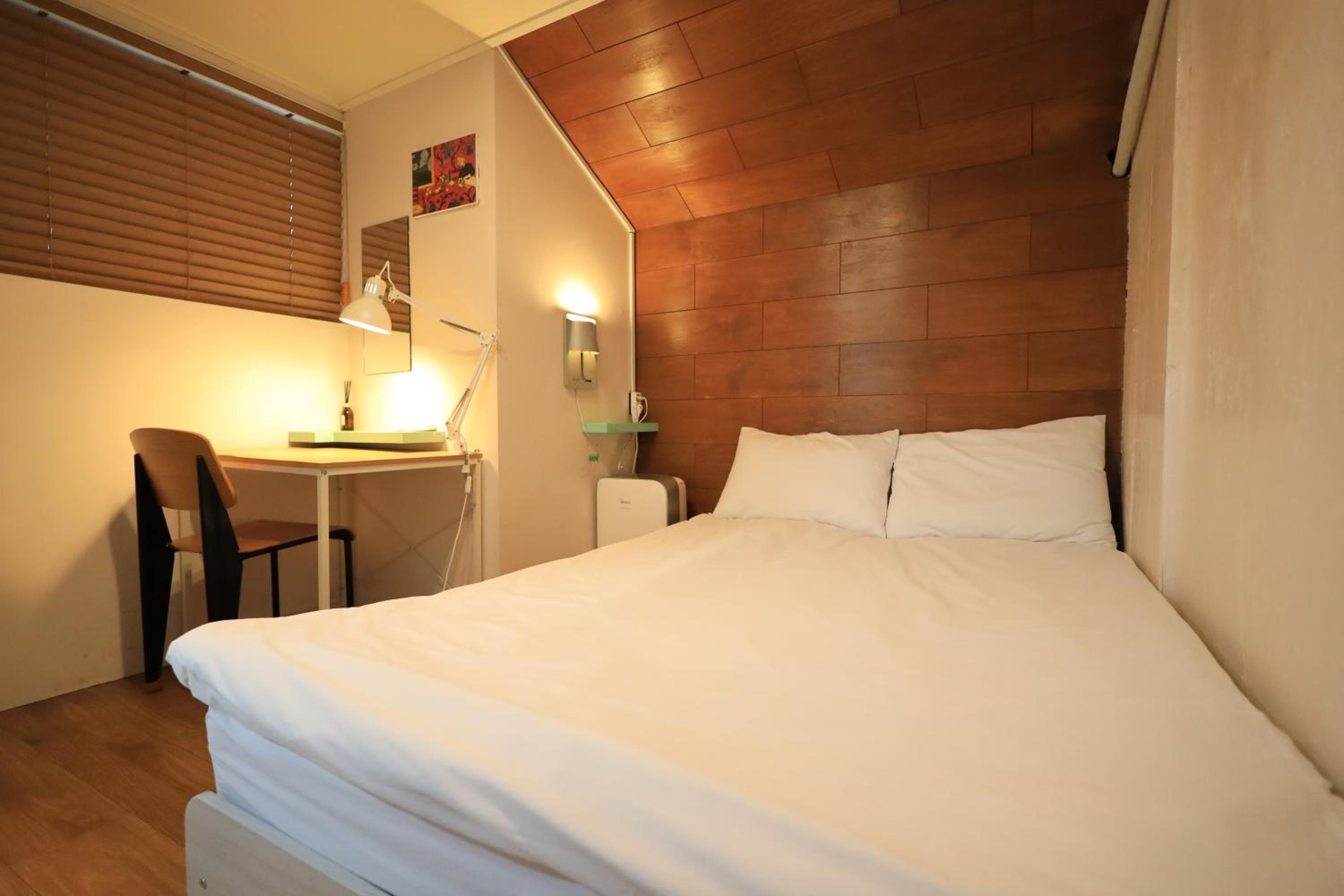 SISnBRO Guesthouse