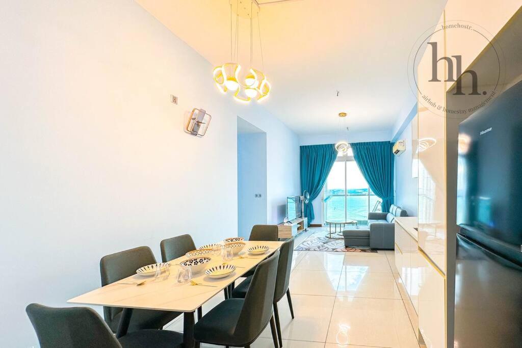 Paragon Seaview 30th Floor【2BR Near CIQ】Netflix